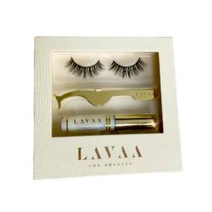 $10☀️ Eyelash set by LAVAA